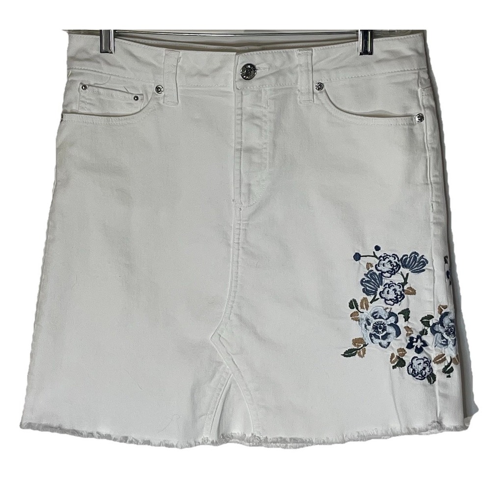 Seven7 White Stretch Denim Above Knee Y2K Skirt Women's Size 8 Embroidered